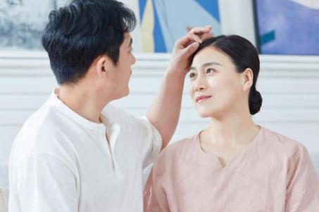 女人多少岁开始身材走样,男人会不喜欢身材走样的中年女人吗