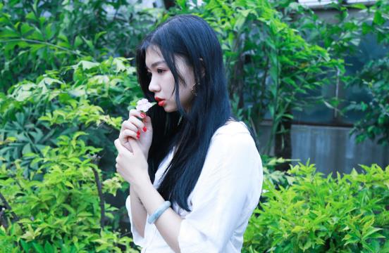 中年女人想要陪伴会有什么信号,缺陪伴的中年女人会怎么表达