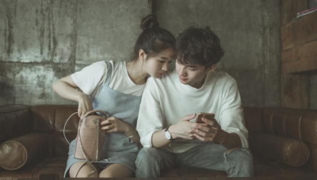 如何达到女人喜欢你的那个点，怎么才能挑起女性对自己的占有欲