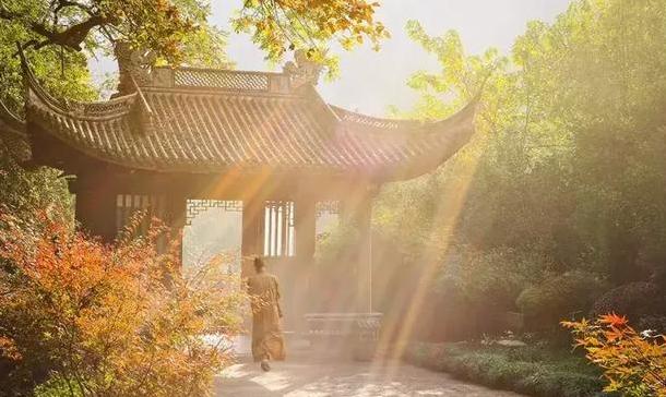 男人问女人喜欢他什么有什么含义，男人问女人喜欢他什么怎么回答