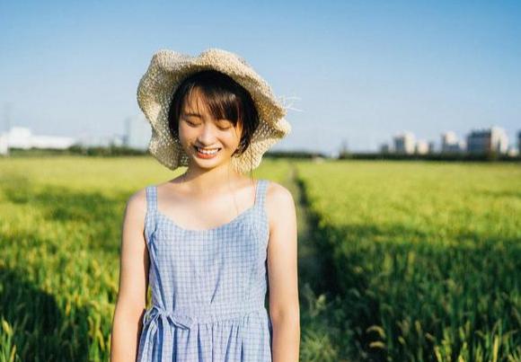 为什么男生都喜欢小脸的女人