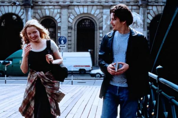 如何让两个人变得亲密,亲密行为和亲密感哪个更重要