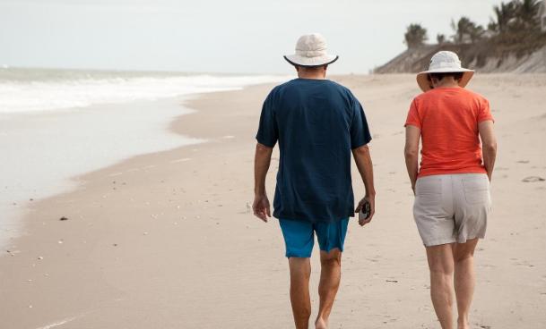 人过50岁最好的依靠,这三个人是中老年人最好的依靠