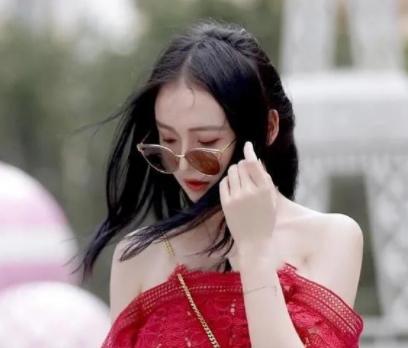 小脸适合戴什么墨镜，戴墨镜为什么颜值上涨