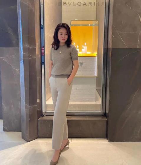 50岁女人穿衣的三七法则，三七法则具体是什么
