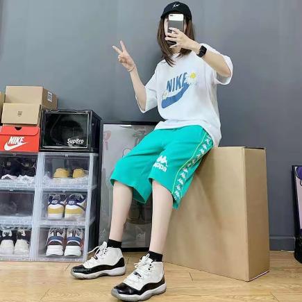 短裤配运动鞋好看吗(短裤配运动鞋好看吗男) 第2张