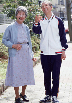 老年人不能穿三种衣服，老年人同学聚会最忌讳穿三种衣服