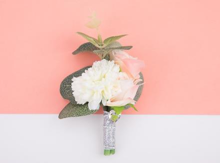 触碰三处隐私的人不可深交,女人把隐私告诉你说明什么