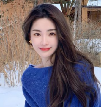 头像女简单干净气质，女生头像简约干净气质耐看