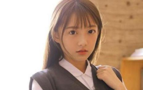 女人让你摸她的头发是什么意思，拥抱时抚摸女方的头什么意思