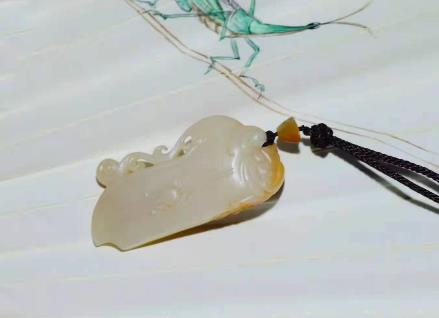 真玉放在水里会怎么样,怎么判断是不是真玉