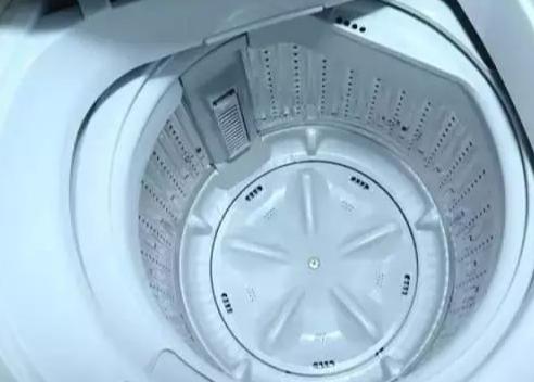 白醋和小苏打可以除柜子甲醛吗，白醋小苏打清洗滚筒洗衣机方法