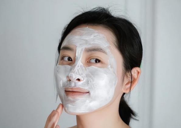面霜和素颜霜的区别,面霜正确使用方法