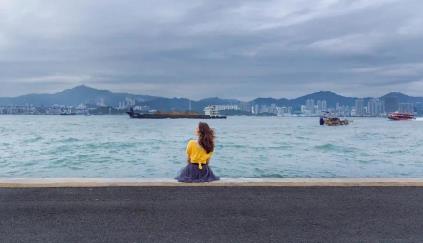 女人能挺多长时间不给男人打电话