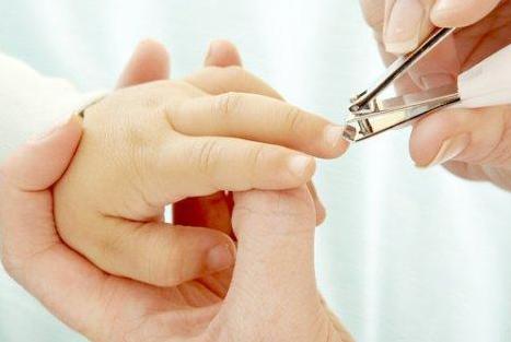 爱咬指甲什么原因,如何改善咬指甲的行为