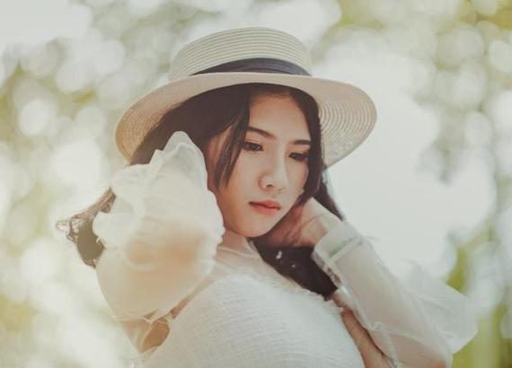 女人过五十就冷淡了吗,女人越冷淡越在乎你吗