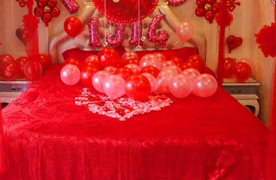 结婚床上放白布好不好,新婚为什么铺白布