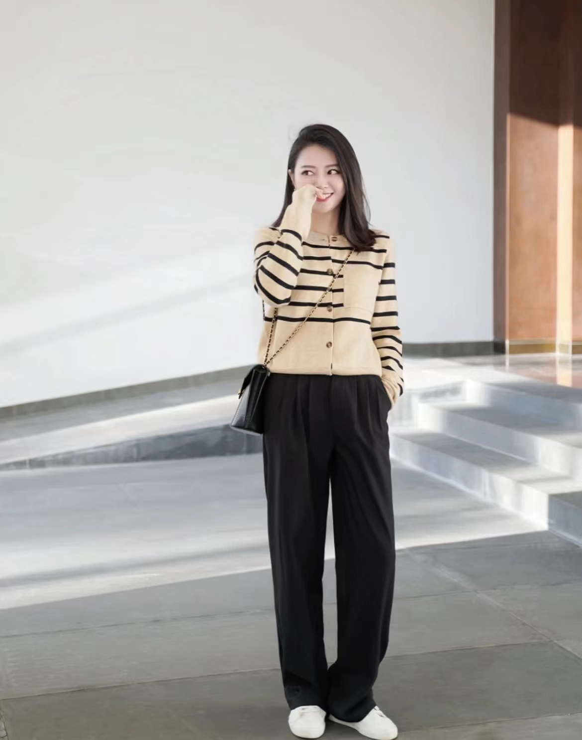 毛衣和阔腿裤的搭配,阔腿裤搭什么毛衣好看