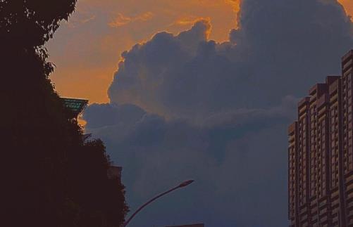 为什么男生放学遇老师不敢直视，学生害怕老师不敢去学校怎么办