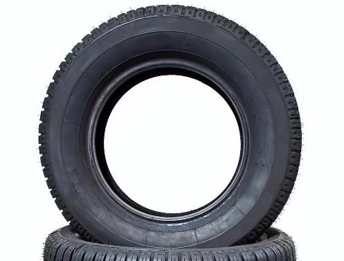 世界上最早的轮胎是什么颜色,世界第一条轮胎是什么颜色的