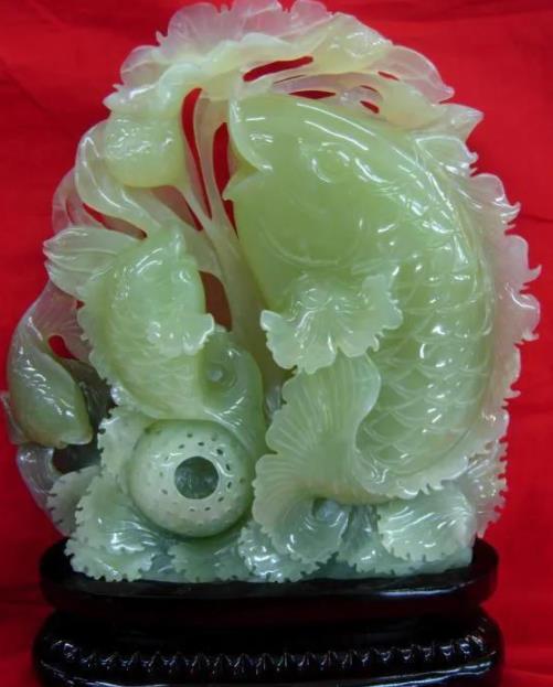 玉石里有棉絮是好玉吗,怎么辨认石头是玉石