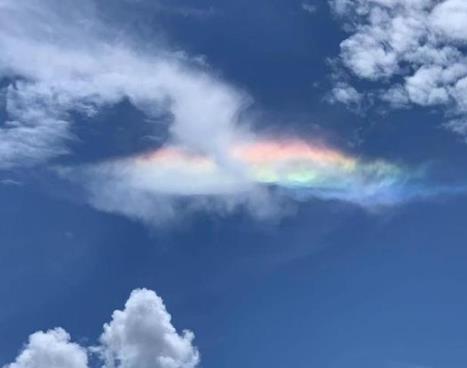 彩色的云有什么预兆，彩色的云预示什么