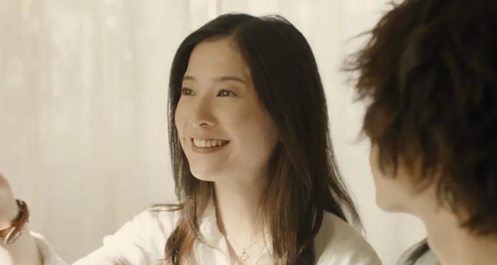 女人亲密过后能主动联系男生吗,女人对男人动心了还会主动联系吗