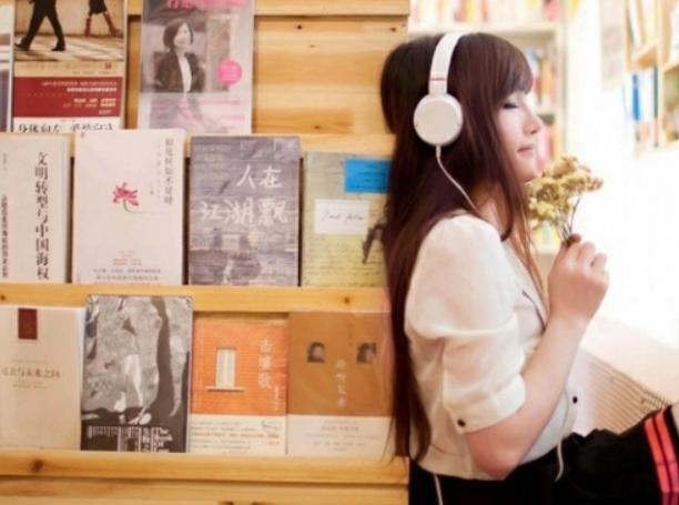 女人暗示男人三个表现,女人最想男人送的四件礼物