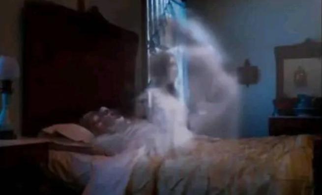 梦见与熟悉的女人发生联系寓意,梦见和熟悉的女人说话是怎么回事