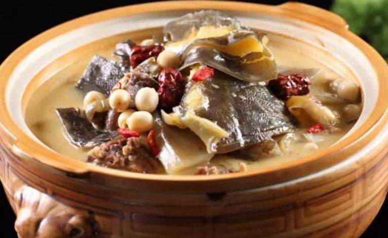 为什么甲鱼被蚊子叮一下就死,为什么山上的甲鱼不能捡