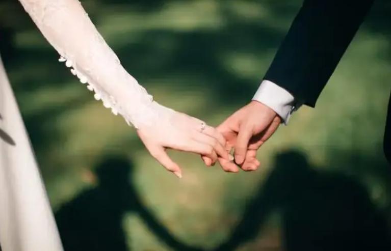 结婚第二天感受,官宣结婚的幽默句子