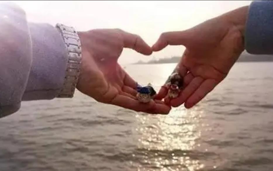 婚前妻子强行要aa制好吗,aa制的人都是什么心理