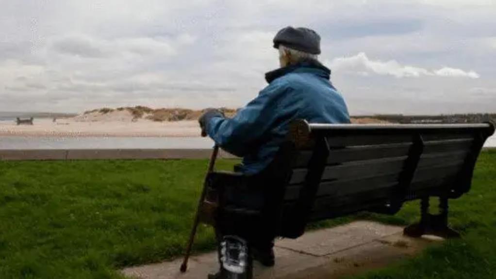 70岁长寿的征兆,人过七十就不得癌了吗