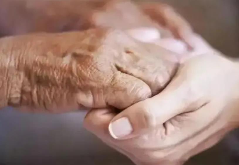 老人阳寿已尽的征兆,阳寿已尽的前一天预兆