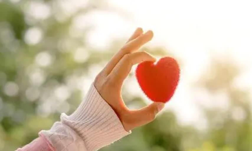 男人偷过情的4句经典话,一个男人对你交心的表现