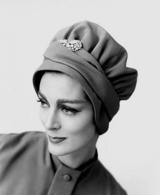 卡门年轻时有多漂亮