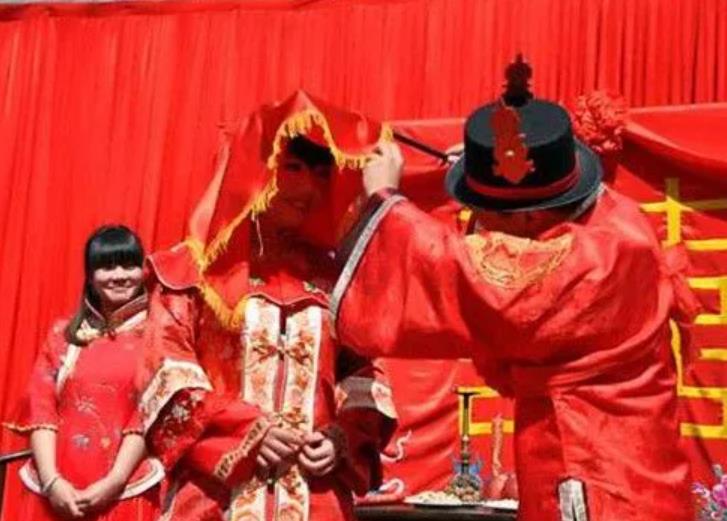 新婚之夜男女双方心理,新婚之夜有什么习俗