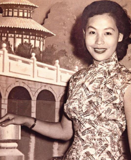 黄夏蕙漂亮年轻图片,黄夏蕙年轻时照片