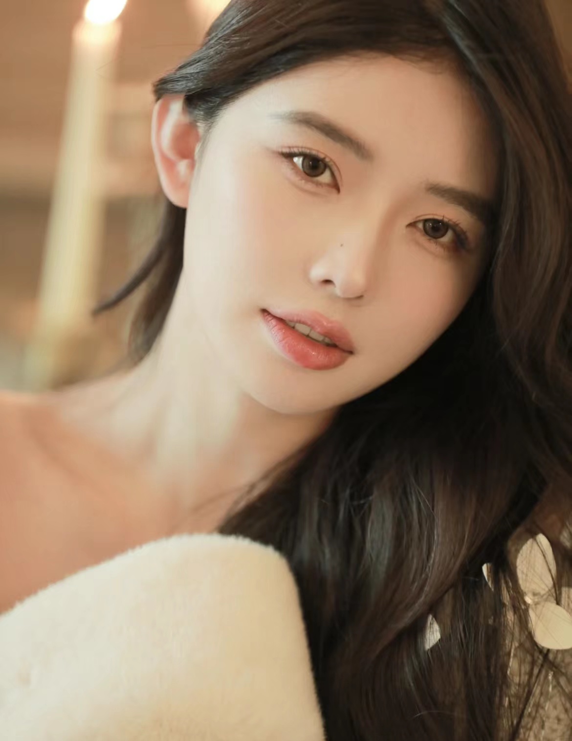 女人有福气的下巴图片