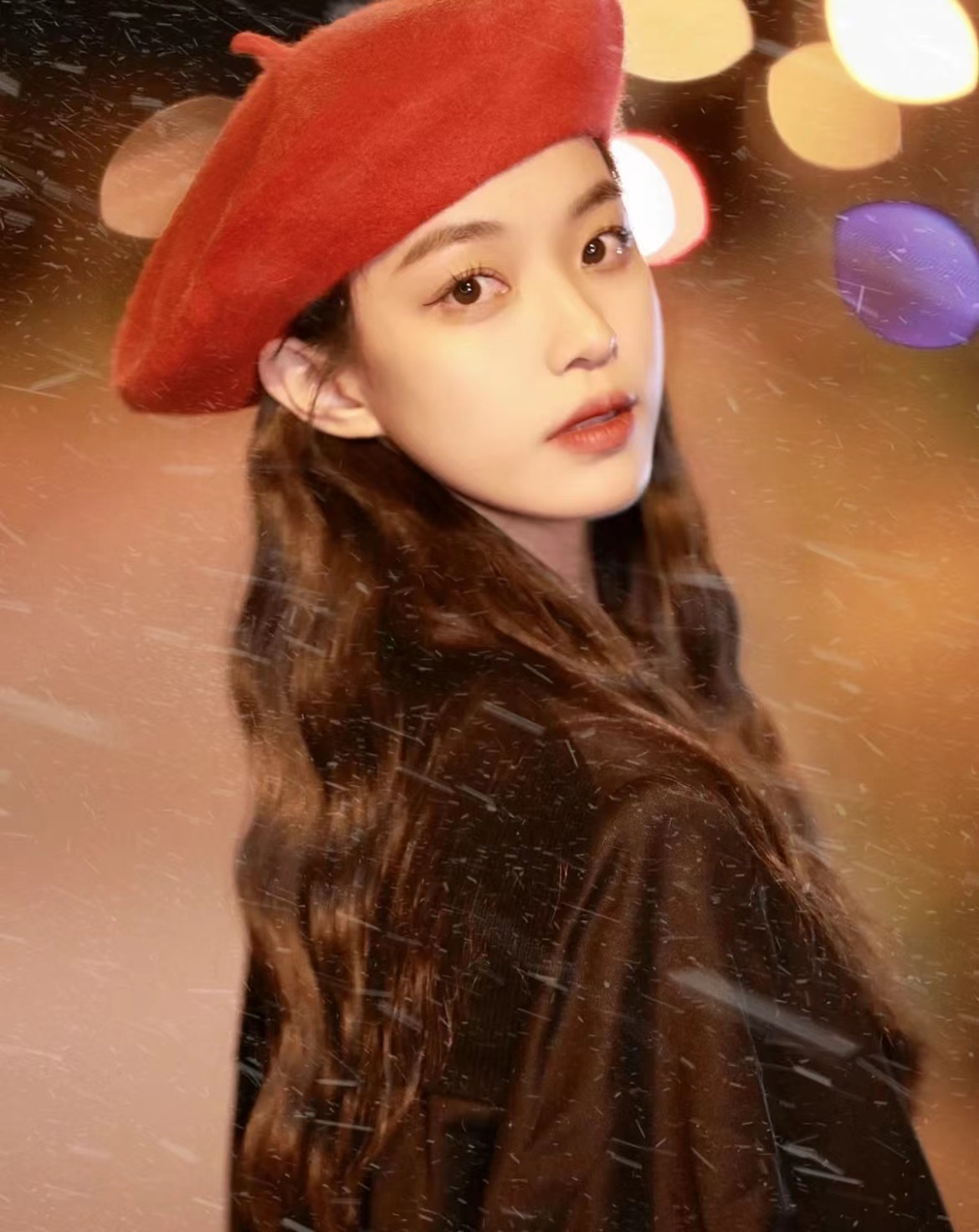 红色帽子怎么搭配好看