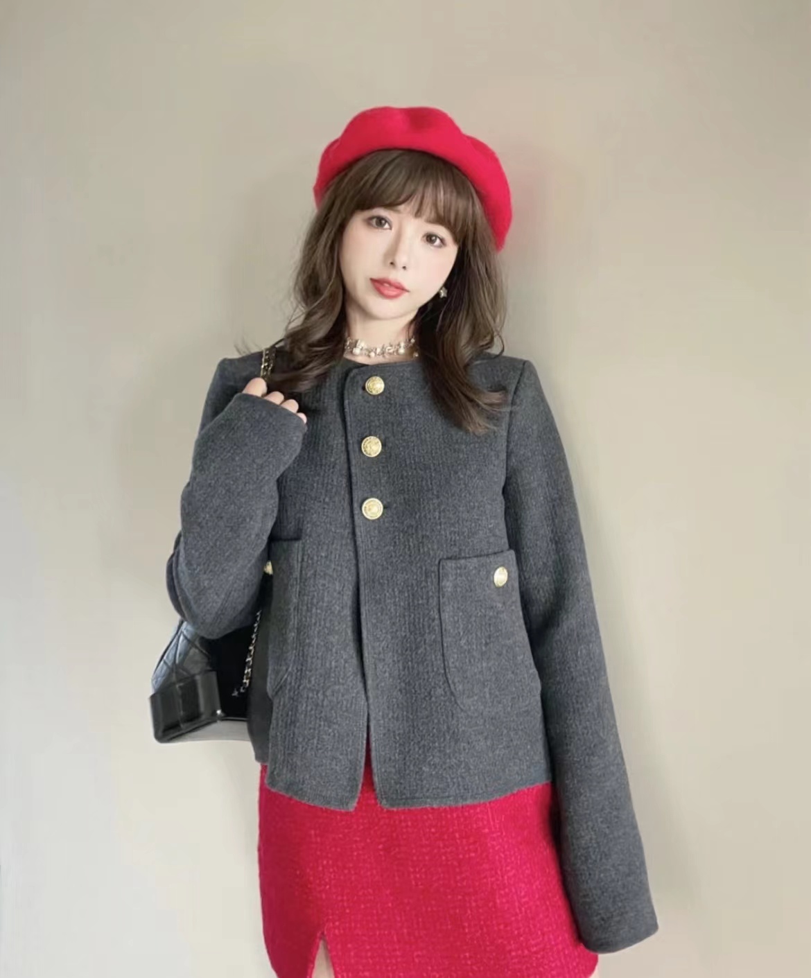 红色帽子怎么搭配好看