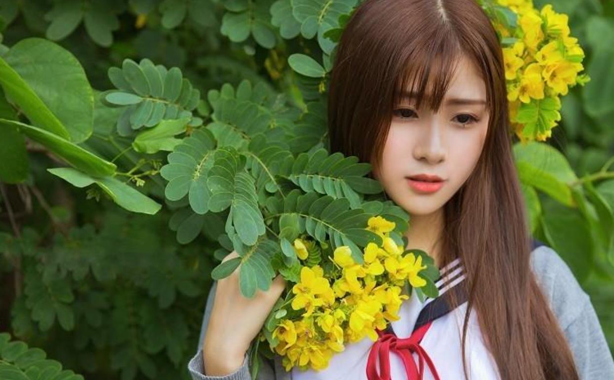 男人碰到真爱的肢体动作