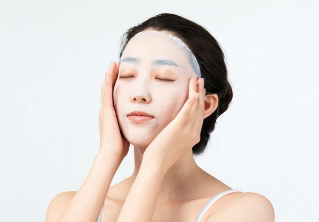 湿敷用什么水比较好,湿敷的正确方法