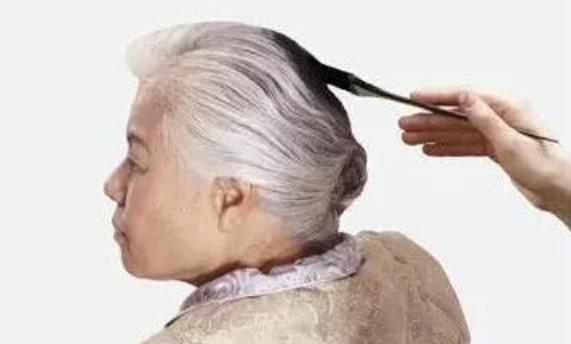 70岁染发的好处，染发需要注意的事项