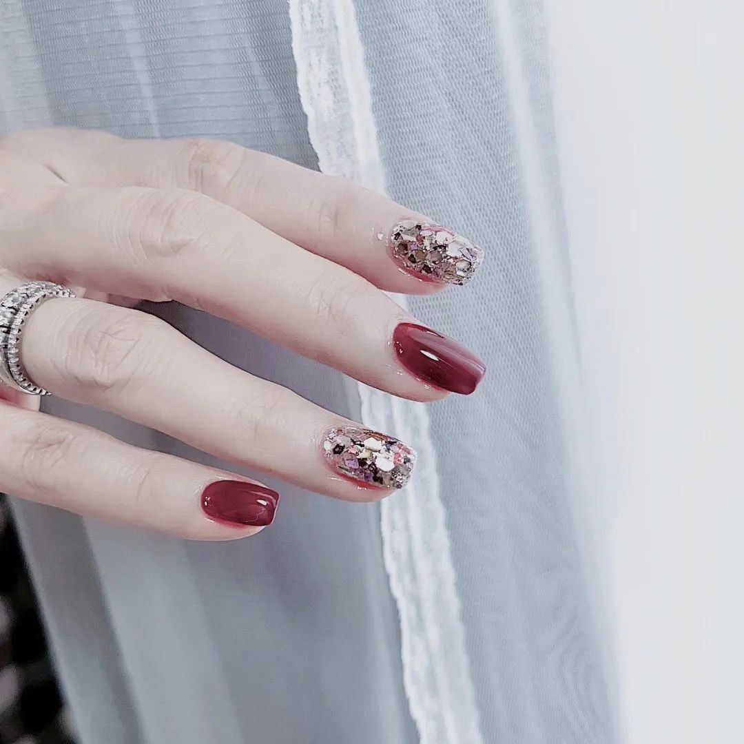 2023短甲新款显白,美甲2023最火爆款显白