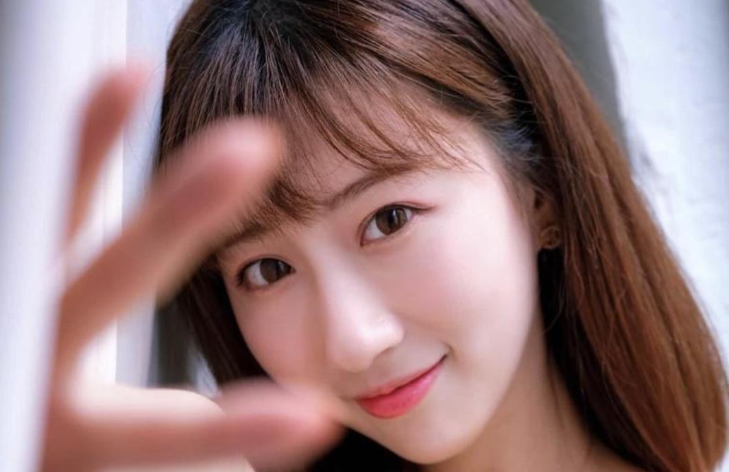 如何插入女人聊天话题呢