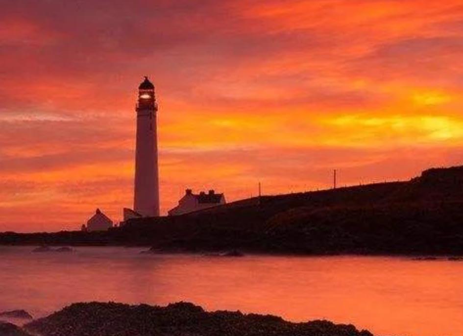 女人晚年守寡的征兆