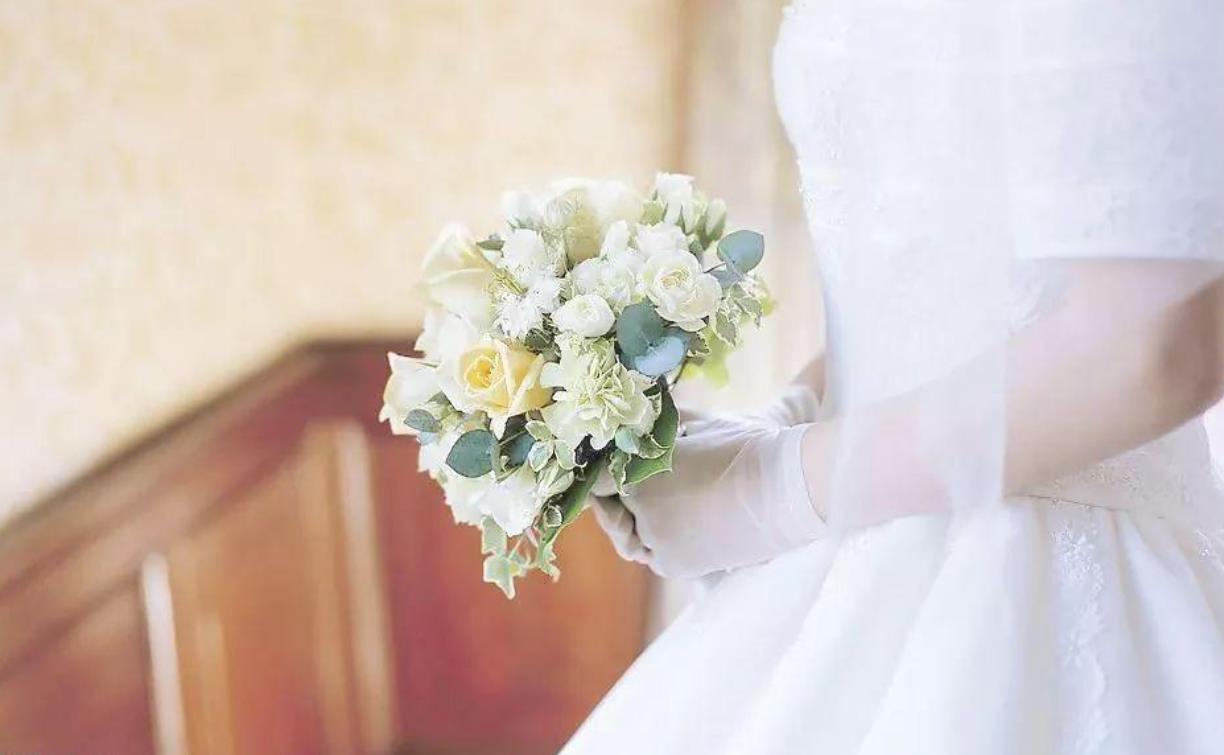 51岁单身女性找伴侣合适吗