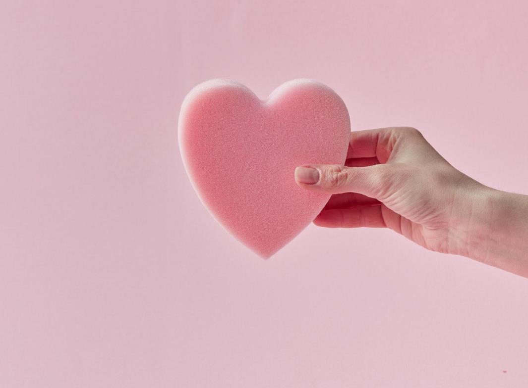 半夜女人找男人聊天是什么意思