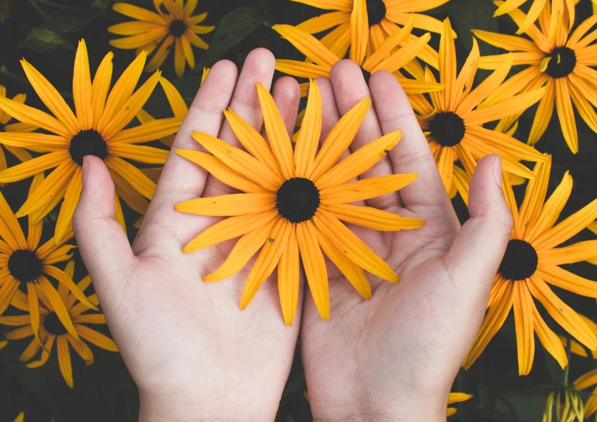 半夜女人找男人聊天是什么意思